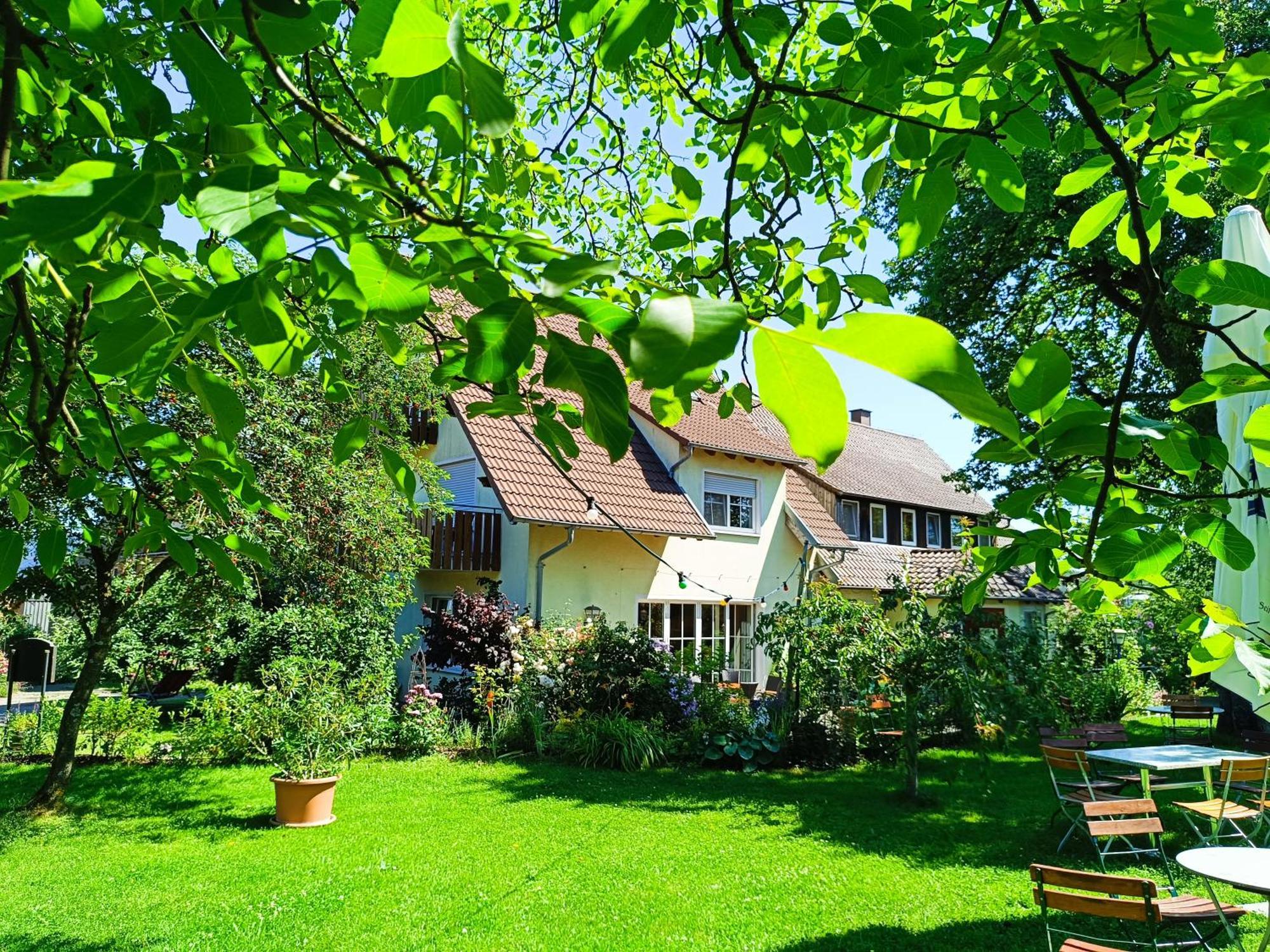 Landgasthof Zum Rappen Creglingen Exterior foto